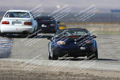 media/Oct-26-2025-CalClub SCCA (Sun) [[8ce1e69566]]/Group 2/Grapevine/